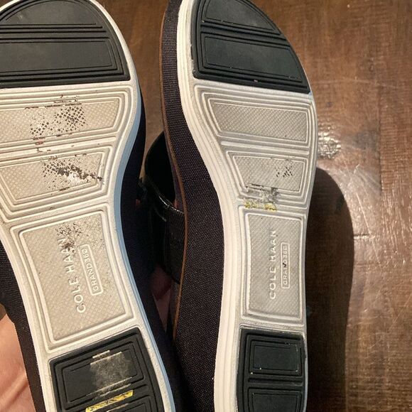 Cole Haan Grand Zero Black Sandals size 7.5 - Picture 4 of 5